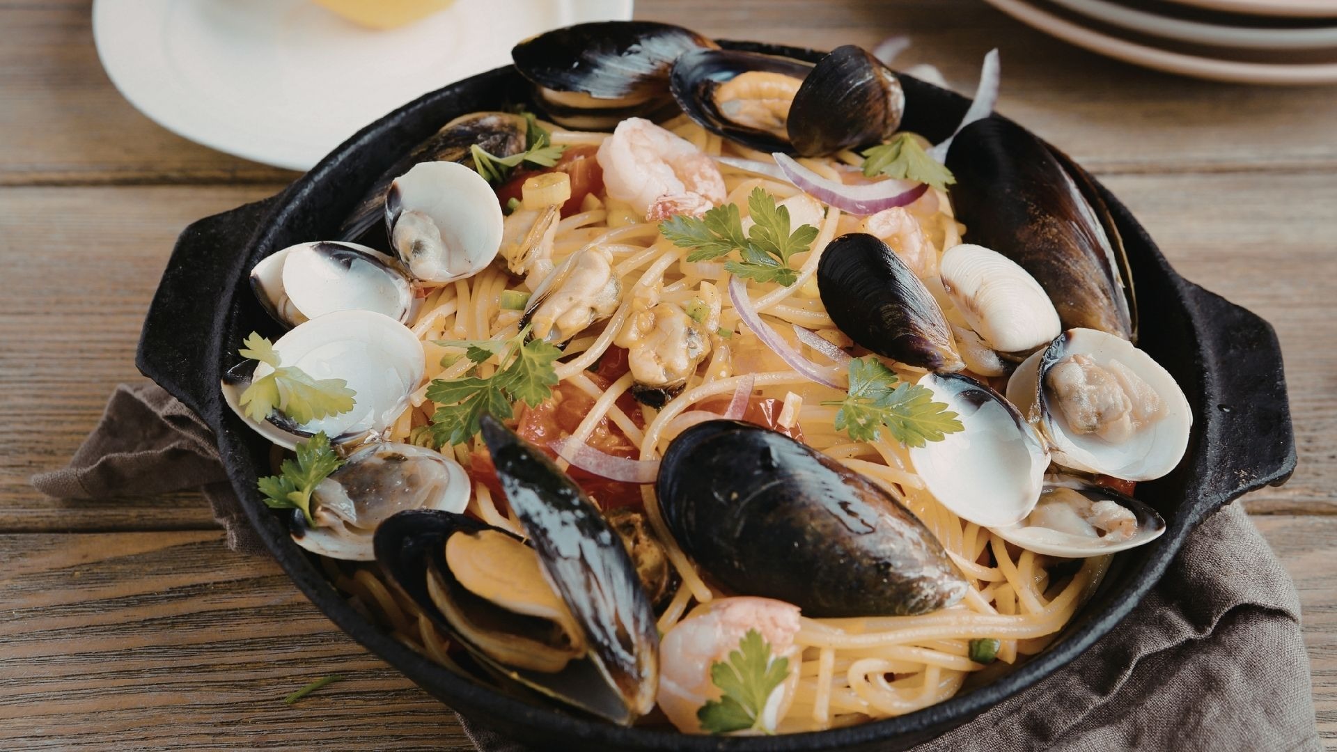 Deniz Mahsullü Makarna