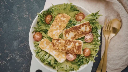 Halloumi Cheese Salad