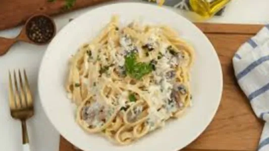 Fettuccini Alfredo