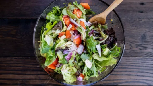 Mevsim Salata