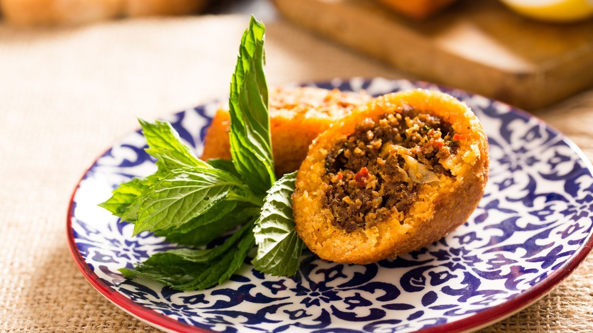 Stuffed meatballs