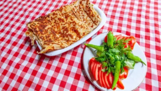 Gözleme (Kıyma, Kaşar, Sucuk, Karışık)