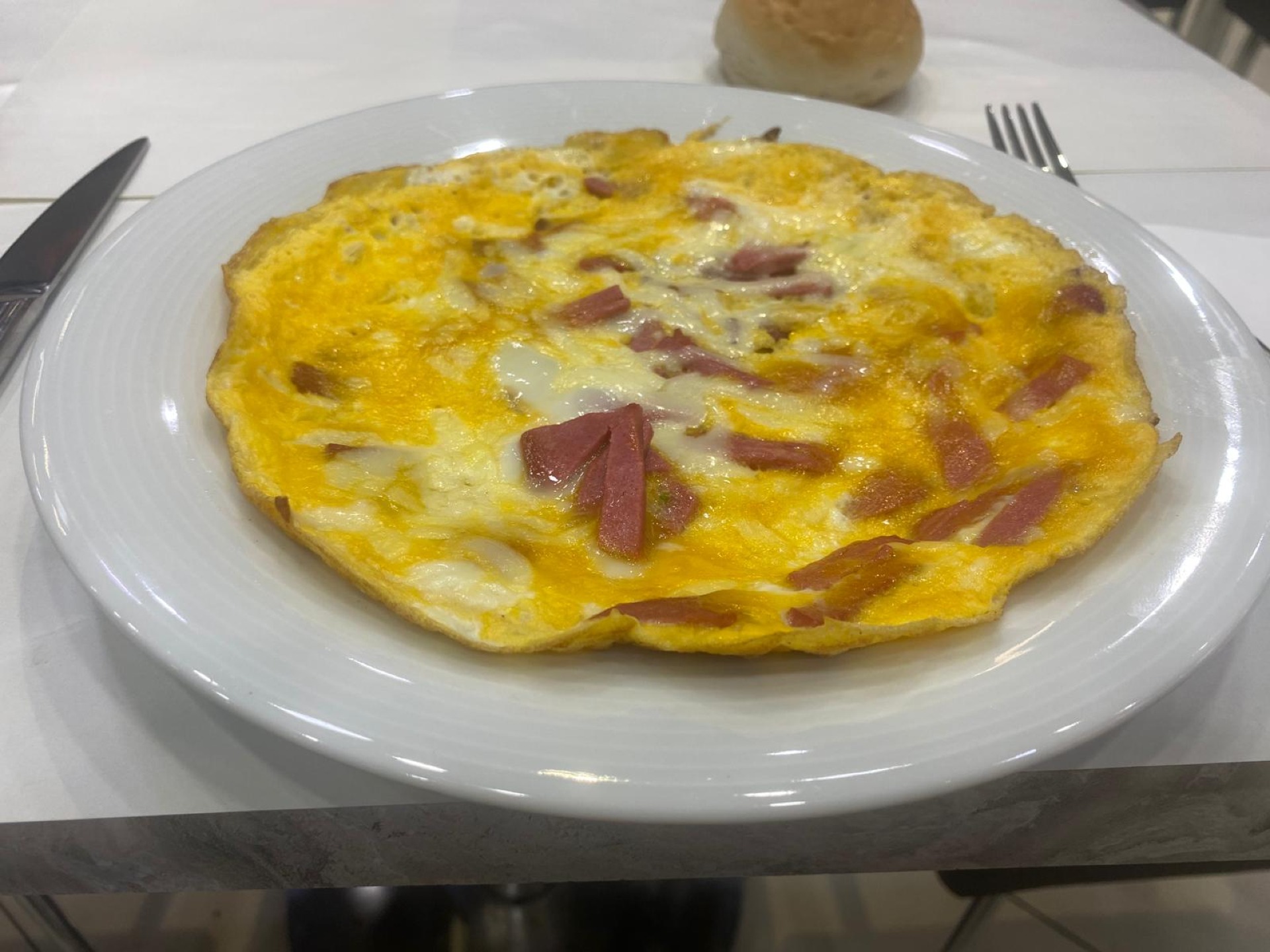 Salamlı Omlet