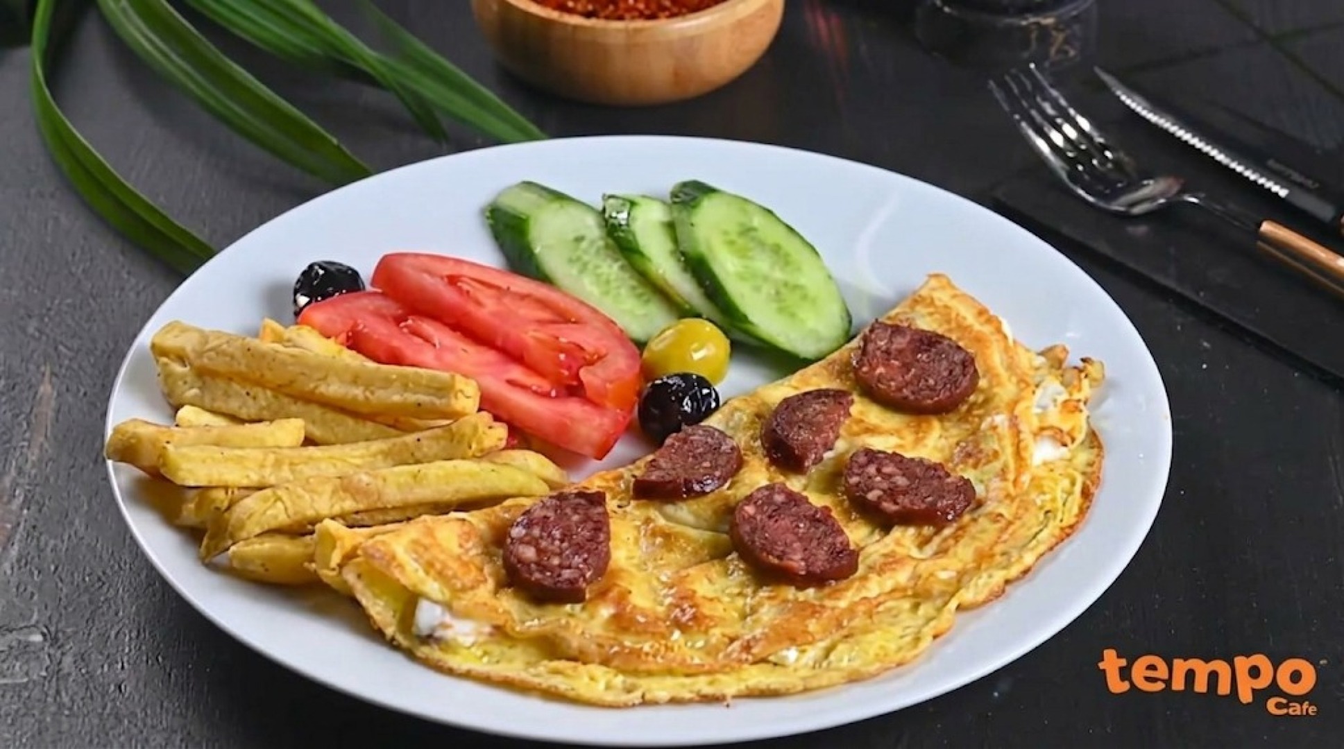 Sucuklu Omlet
