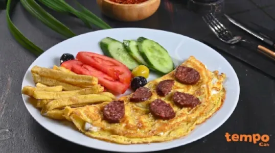 Sucuklu Omlet