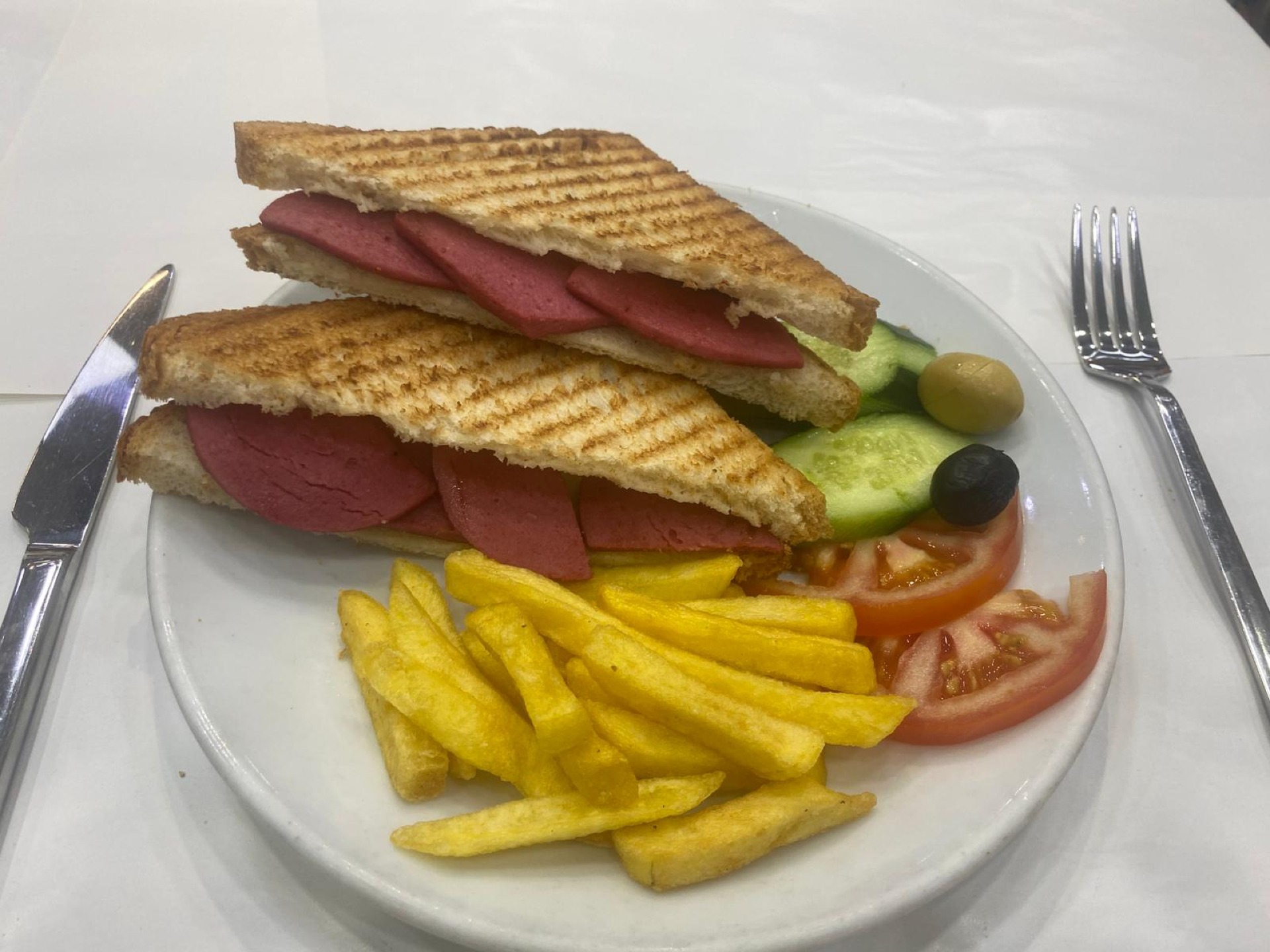 Salamlı Tost