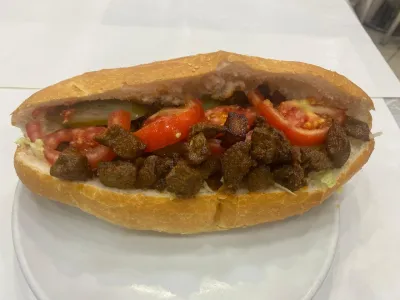 Arnavut Ciğerli Sandviç