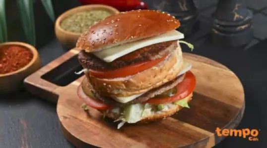 Double Cheeseburger