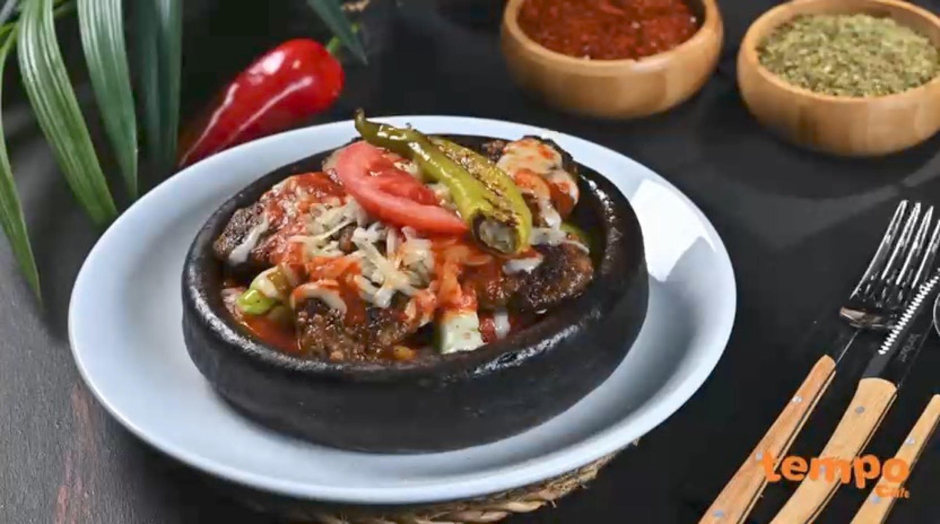 Güveçte Köfte