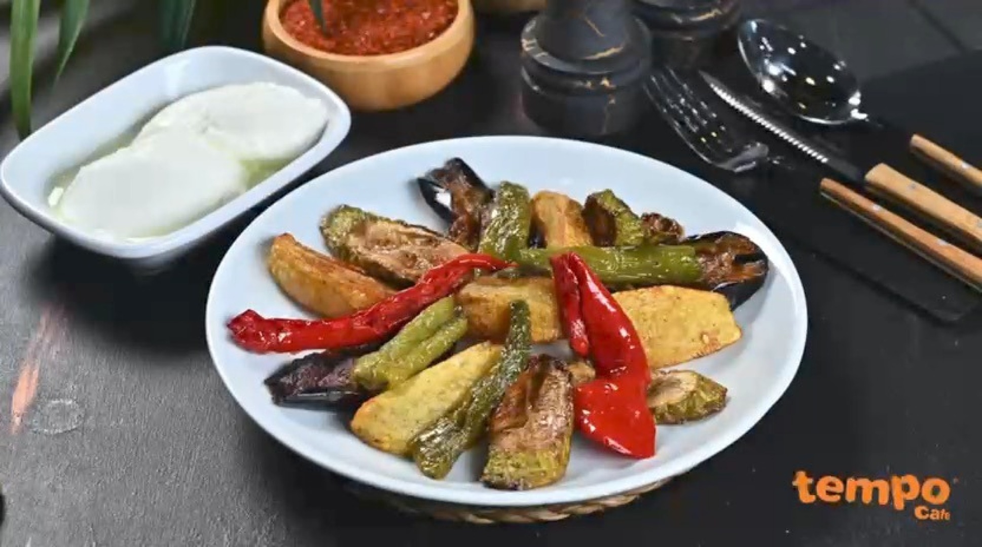 Karışık Kızartma (Yoğurtlu)